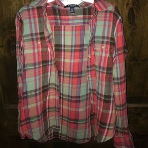 Women’s Button-Down Flannel